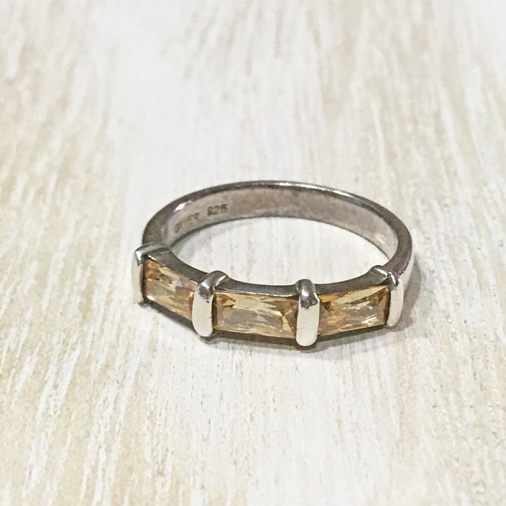 AUTHENTIC BLOOM NYC (1) CHAMPAGNE CZ STERLING SILVER MODERN RING SIZE 6.75